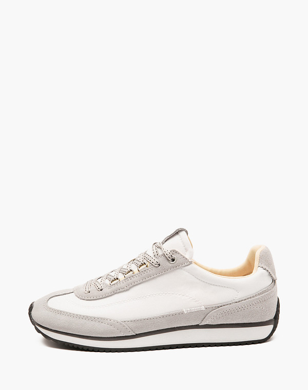 Серые женские кроссовки 3990₽