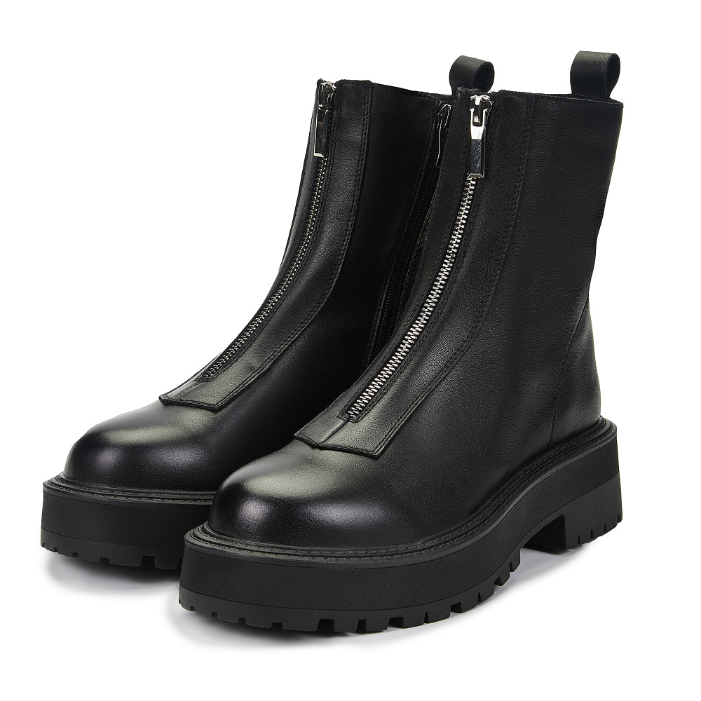 

Thomas Munz, Черный