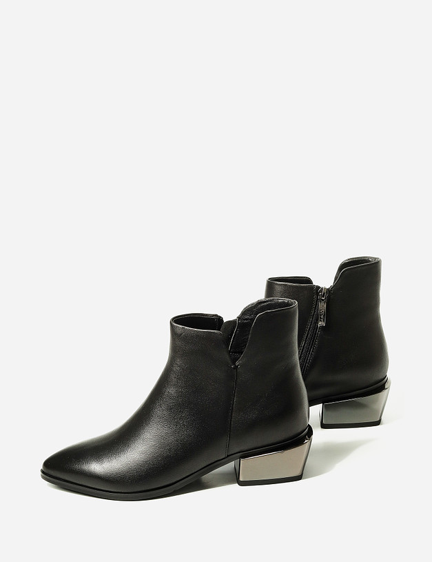 Черные женские ботинки на низком каблуке MASCOTTE 233-120821-3501M | ракурс 7