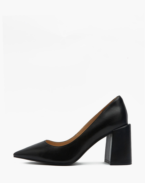 Черные кожаные женские туфли на широком каблуке