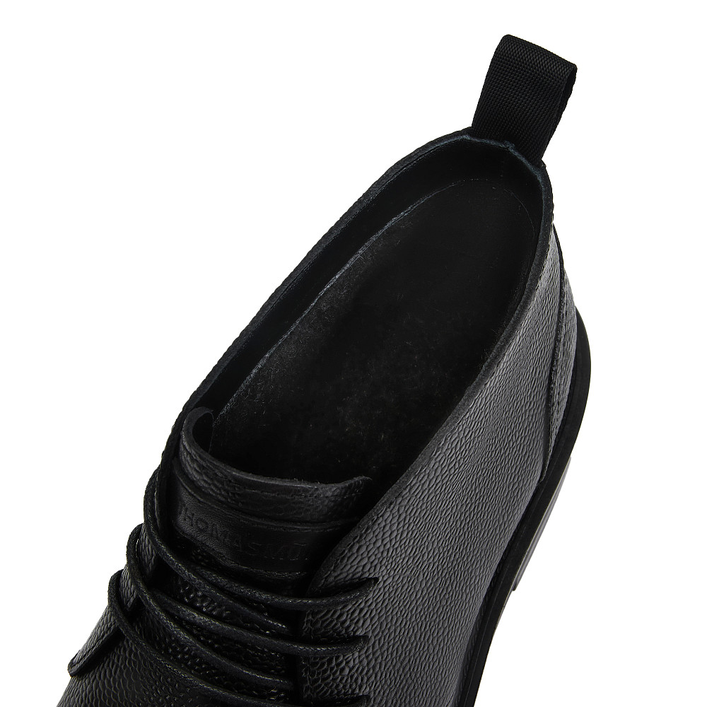 

Thomas Munz, Черный