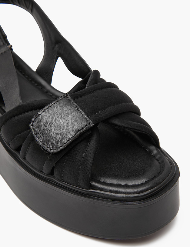 Черные женские сандалии на платформе MASCOTTE 233-3183715-2402 | ракурс 6