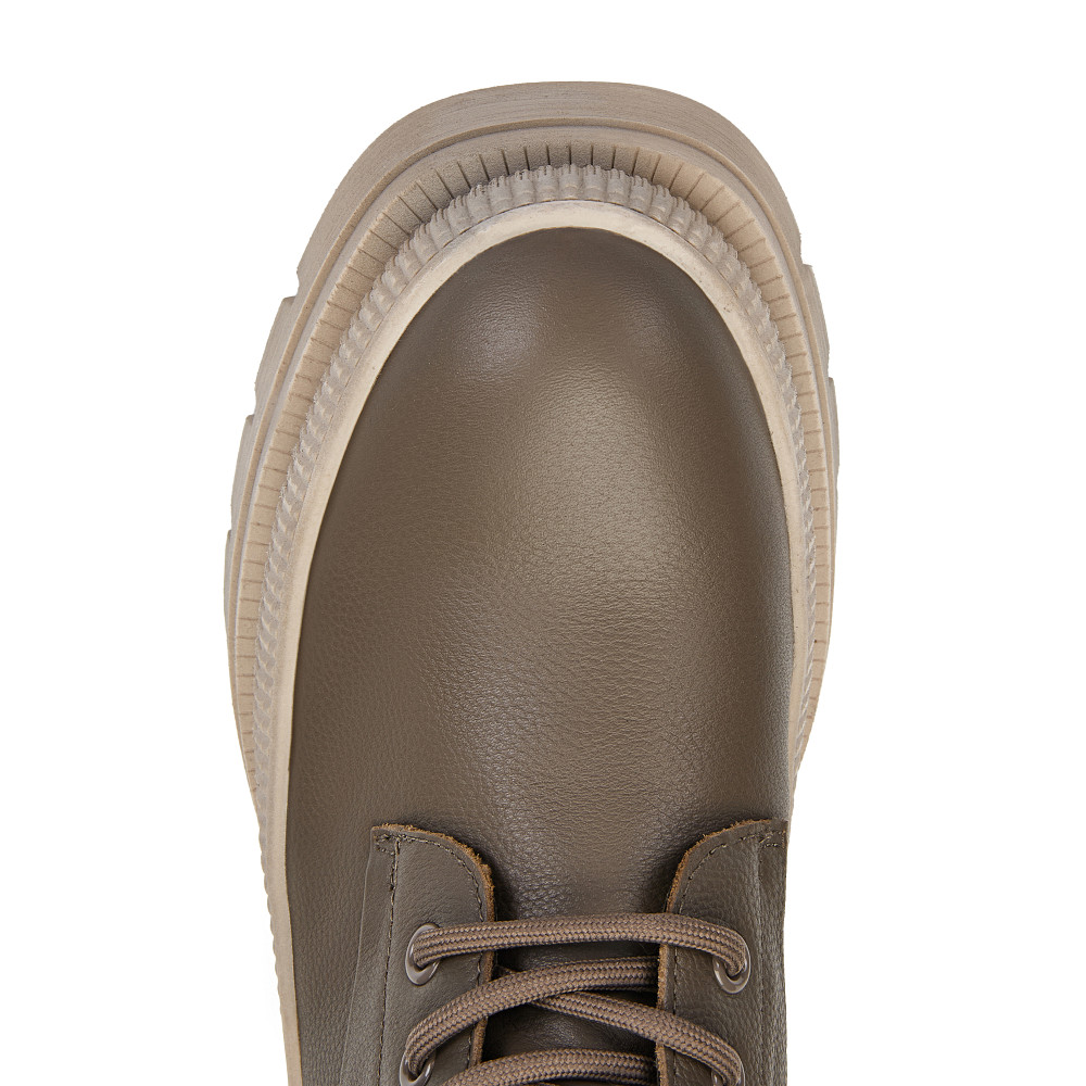 

Thomas Munz, Серый