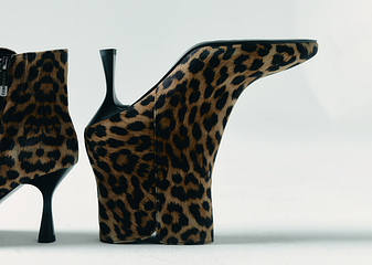 Акцентные ботильоны