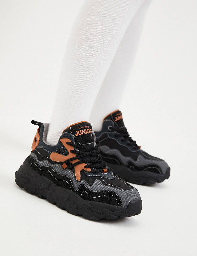Черные детские кроссовки с оранжевыми элементами MASCOTTE 234-321622-0602 | ракурс 8