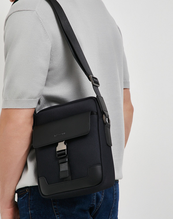 Синяя мужская сумка 3990₽